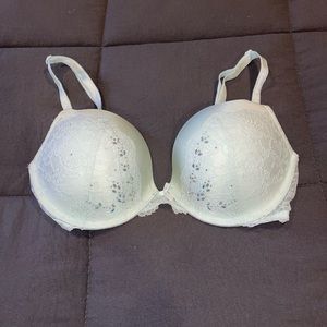 victoria’s secret bra